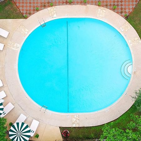 The Meyer Hotel Comfort Bagian luar foto