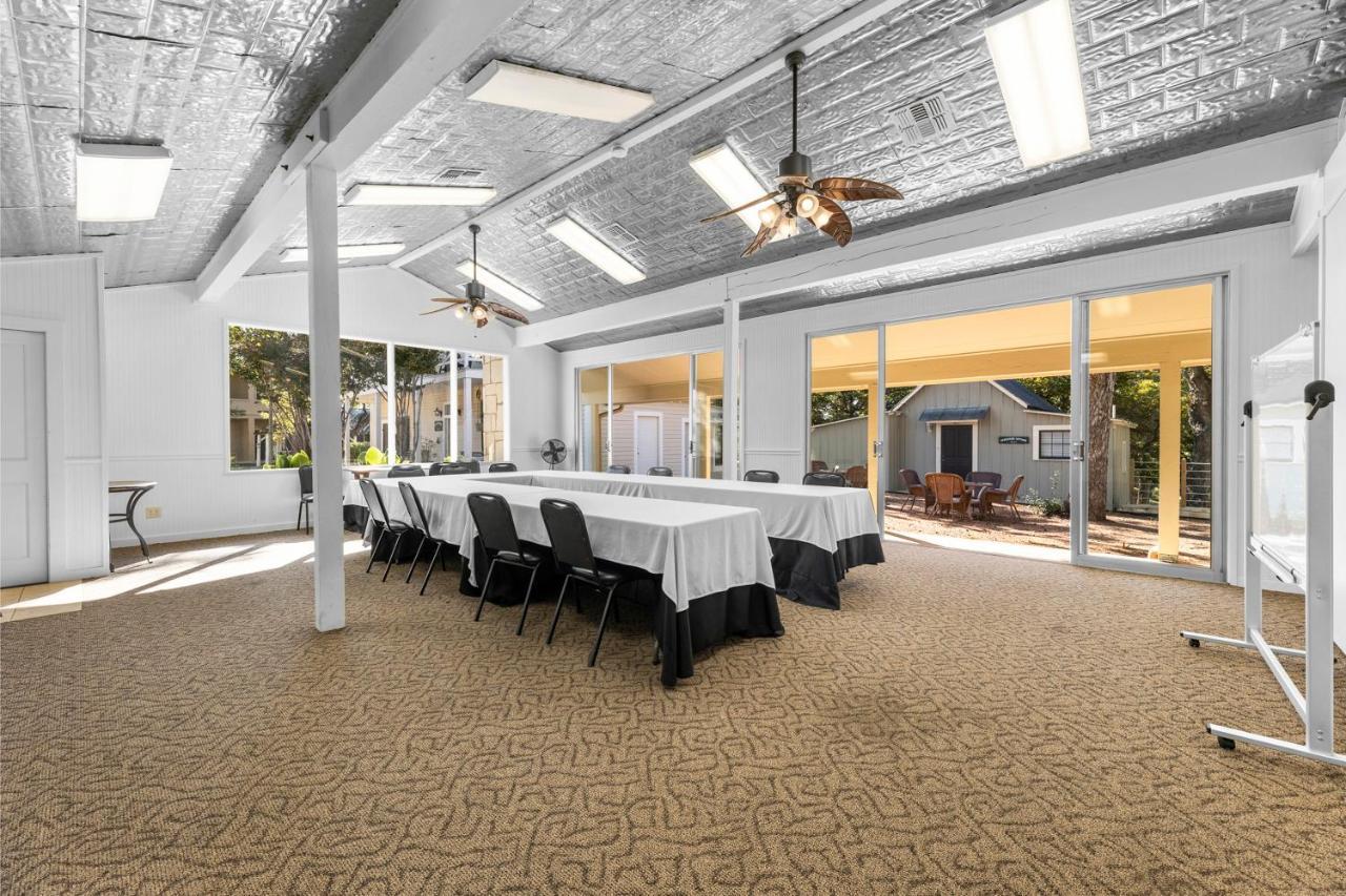 The Meyer Hotel Comfort Bagian luar foto