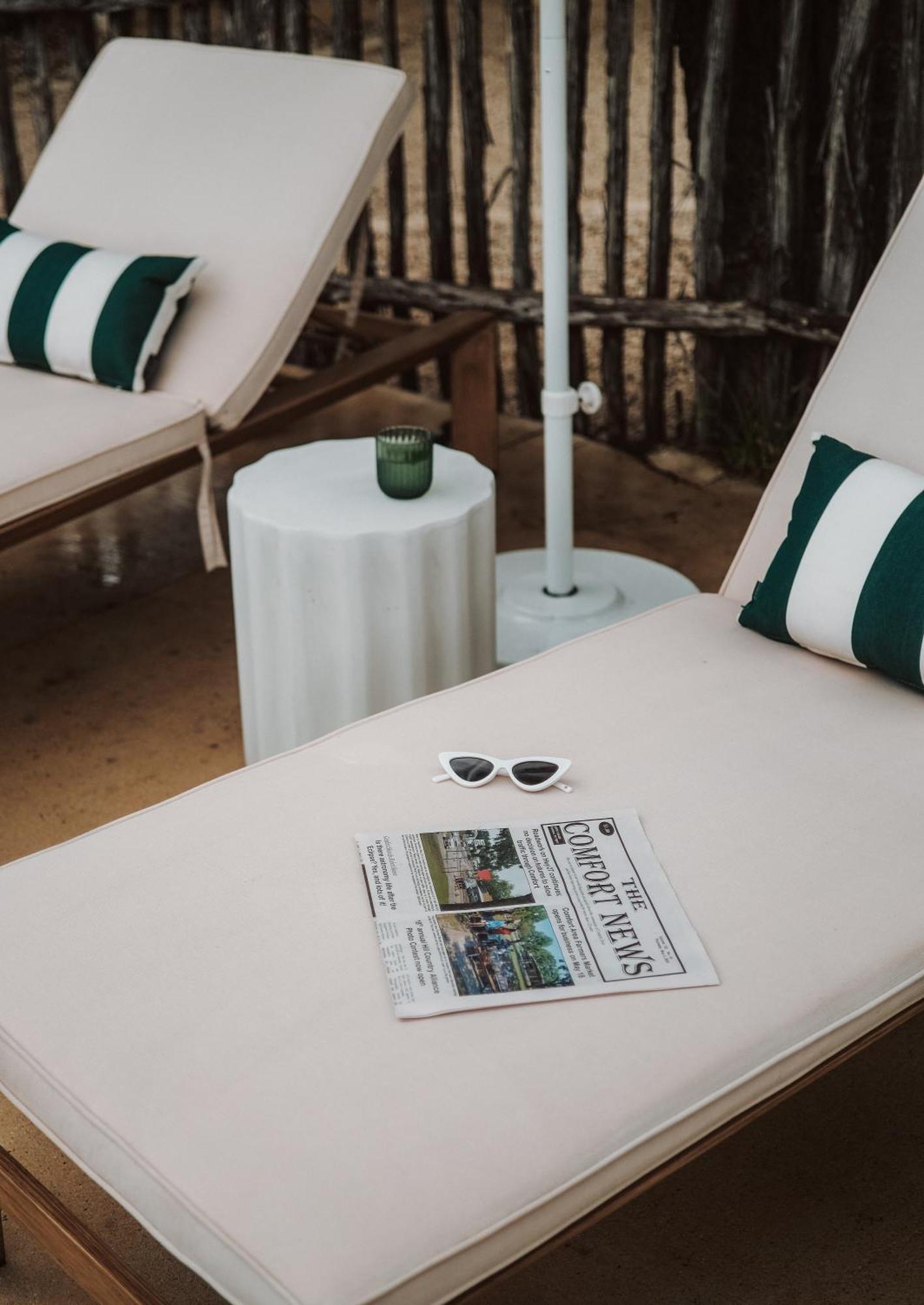 The Meyer Hotel Comfort Bagian luar foto